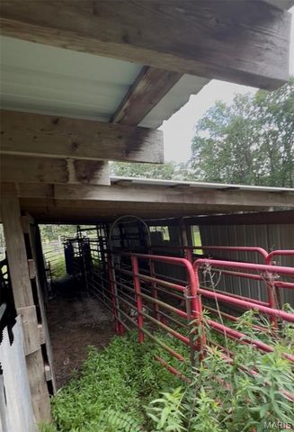 6337 Highway Dd, Unincorporated, MO 63640