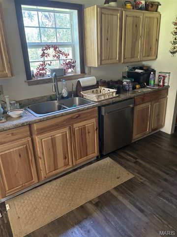 6337 Highway Dd, Unincorporated, MO 63640