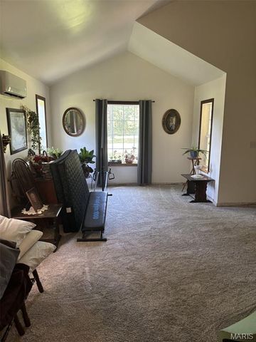 6337 Highway Dd, Unincorporated, MO 63640