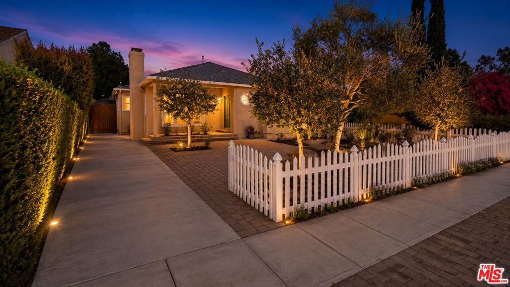4706 Cartwright Avenue, Toluca Lake, CA 91602