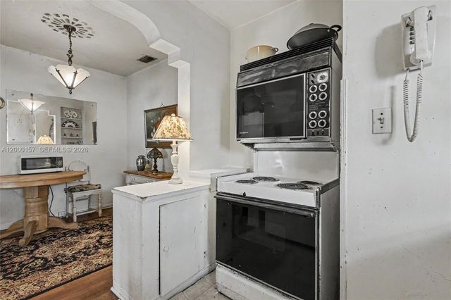 820 NE 82nd Ter, Miami, FL 33138