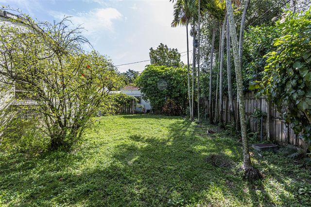 820 NE 82nd Ter, Miami, FL 33138