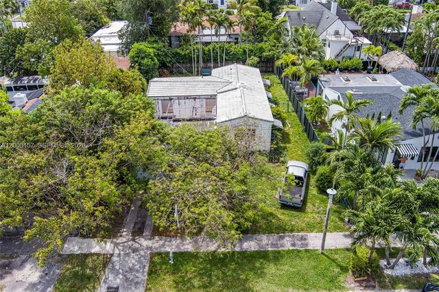 820 NE 82nd Ter, Miami, FL 33138