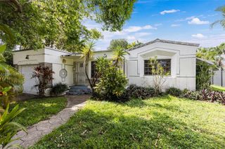 820 NE 82nd Ter, Miami, FL 33138