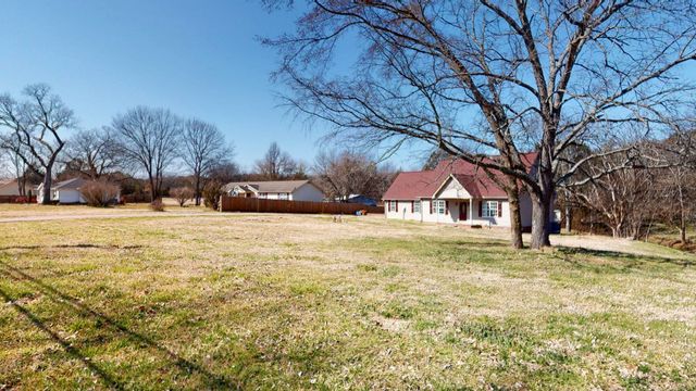 1707 Old Rome Pike, Lebanon, TN 37087
