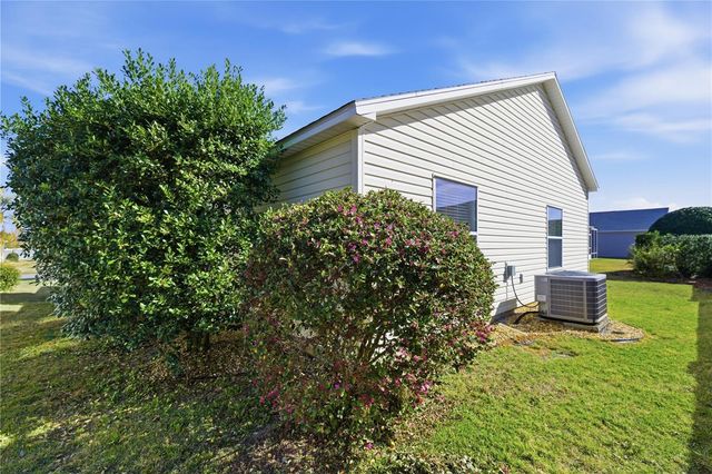 1972 ASHWOOD RUN, The Villages, FL 32162