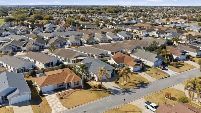 1972 ASHWOOD RUN, The Villages, FL 32162