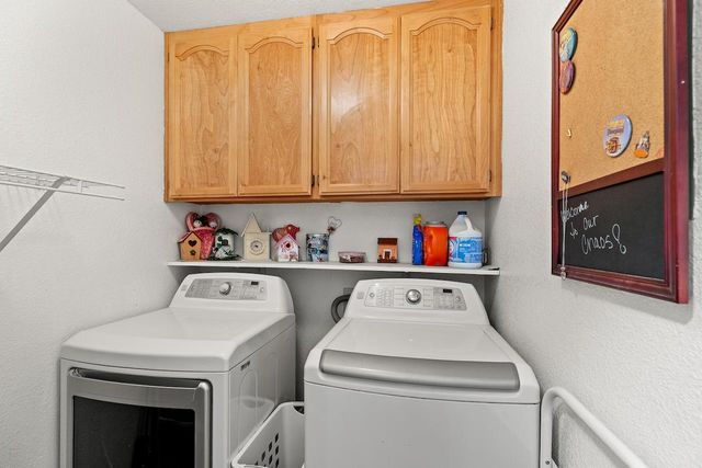 1827 Groveview Way, Tracy, CA 95376