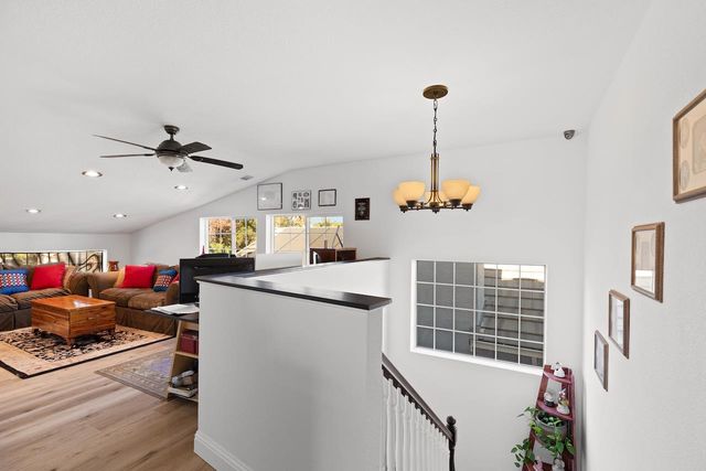 1827 Groveview Way, Tracy, CA 95376