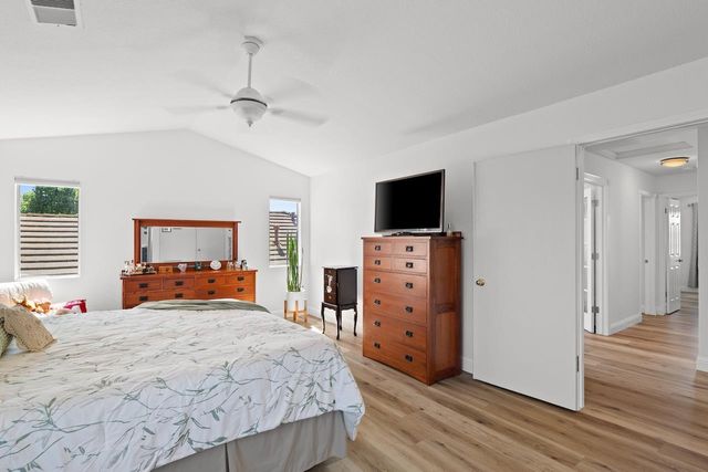 1827 Groveview Way, Tracy, CA 95376