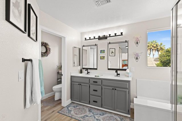 1827 Groveview Way, Tracy, CA 95376