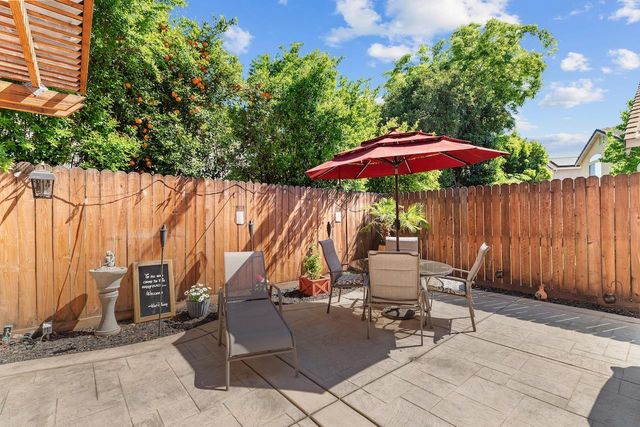 1827 Groveview Way, Tracy, CA 95376