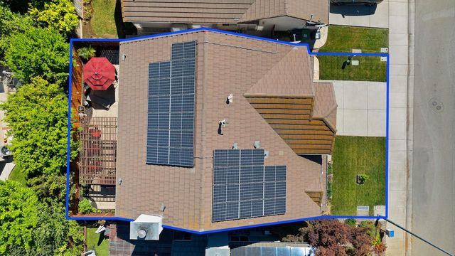 1827 Groveview Way, Tracy, CA 95376