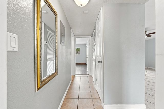 1000 LAKE OF THE WOODS BOULEVARD 105E, Fern Park, FL 32730