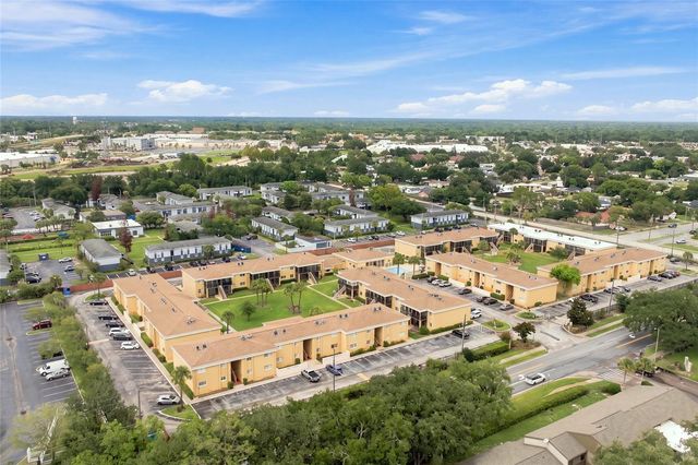 1000 LAKE OF THE WOODS BOULEVARD 105E, Fern Park, FL 32730
