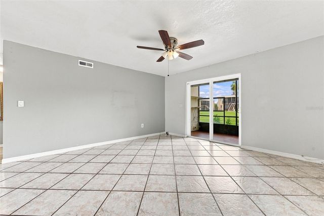 1000 LAKE OF THE WOODS BOULEVARD 105E, Fern Park, FL 32730