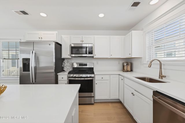 30 Elder Street, Mantoloking, NJ 08738
