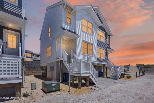 30 Elder Street, Mantoloking, NJ 08738