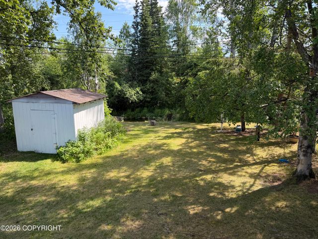 1751 Diomede Street, Anchorage, AK 99504