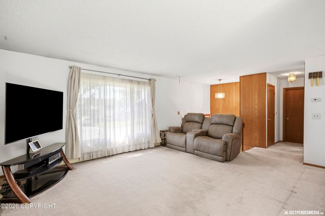 1751 Diomede Street, Anchorage, AK 99504