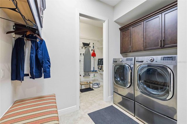 7638 WINDY HILL COVE, Bradenton, FL 34202