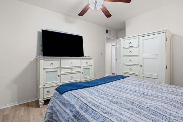 1004 Medford Ave, Pensacola, FL 32505