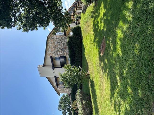 1210 Hi Stirrup 201, Horseshoe Bay, TX 78657