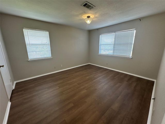 1210 Hi Stirrup 201, Horseshoe Bay, TX 78657