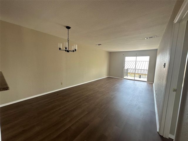 1210 Hi Stirrup 201, Horseshoe Bay, TX 78657