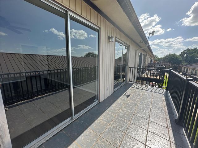 1210 Hi Stirrup 201, Horseshoe Bay, TX 78657