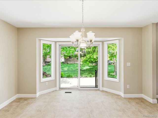 3422 Woodfield Boulevard, China Township, MI 48054