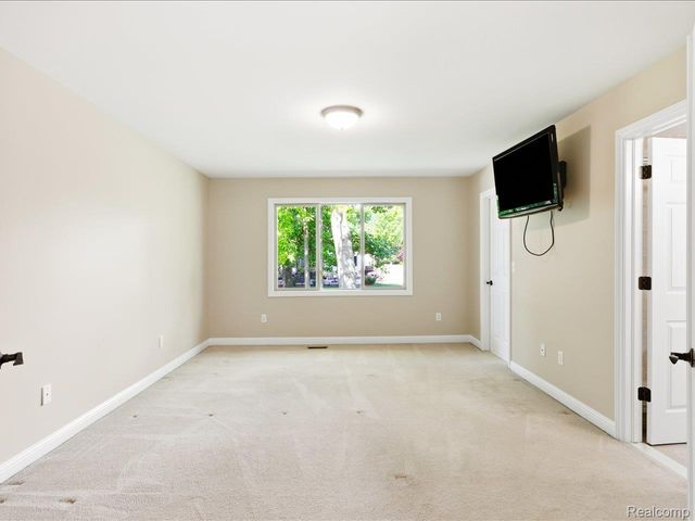 3422 Woodfield Boulevard, China Township, MI 48054