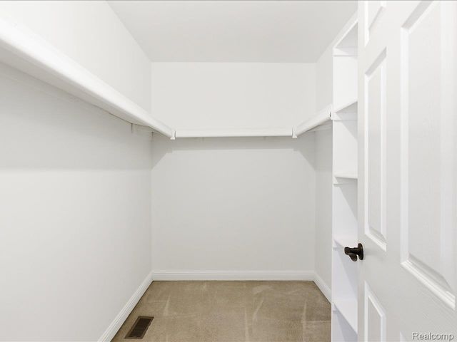 3422 Woodfield Boulevard, China Township, MI 48054