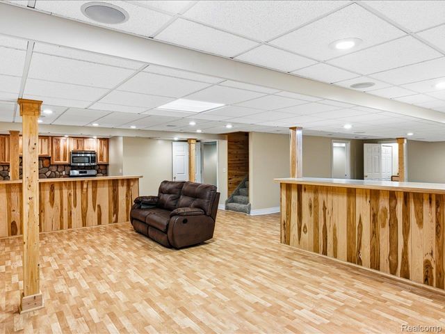 3422 Woodfield Boulevard, China Township, MI 48054