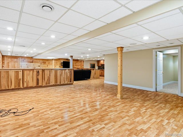 3422 Woodfield Boulevard, China Township, MI 48054