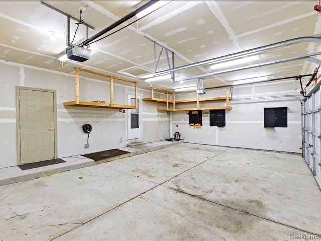 3422 Woodfield Boulevard, China Township, MI 48054