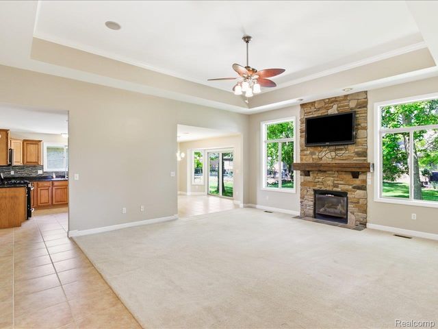 3422 Woodfield Boulevard, China Township, MI 48054