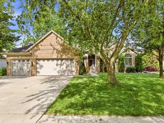 3422 Woodfield Boulevard, China Township, MI 48054