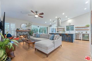 1220 Dincara Road, Burbank, CA 91506