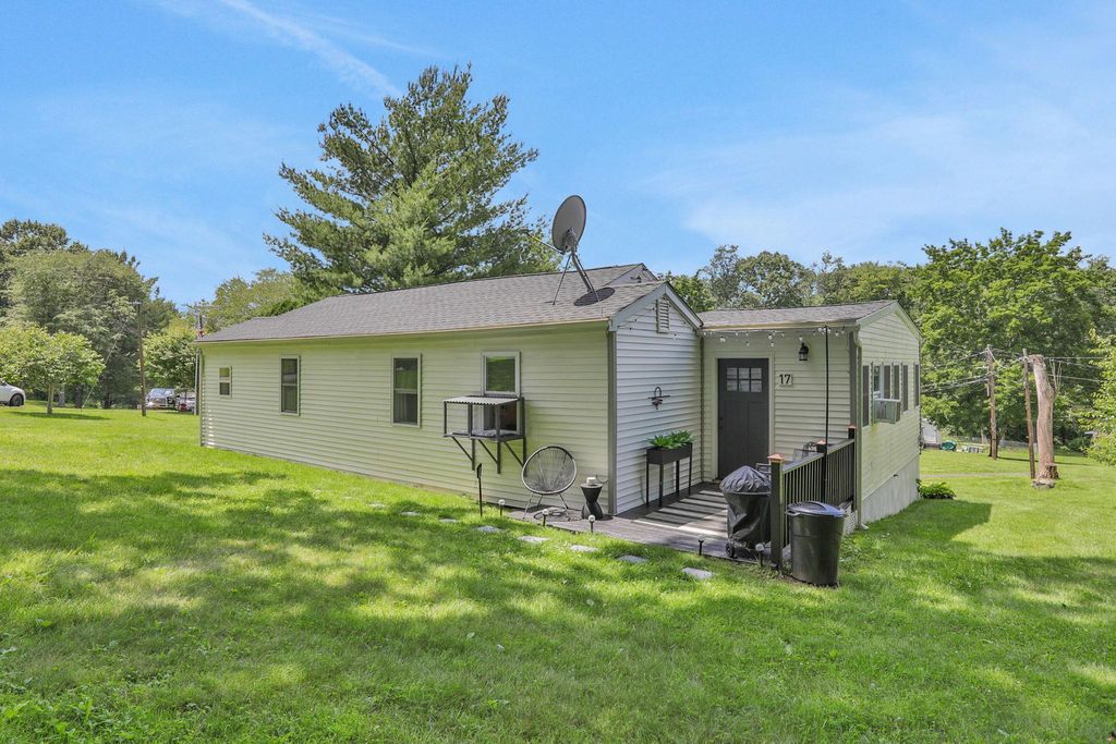 7 Brodie Road 17, Hopewell Junction, NY 12533