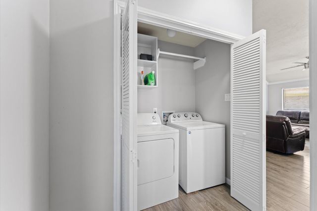 4511 Hunter Green Court, Fresno, TX 77545