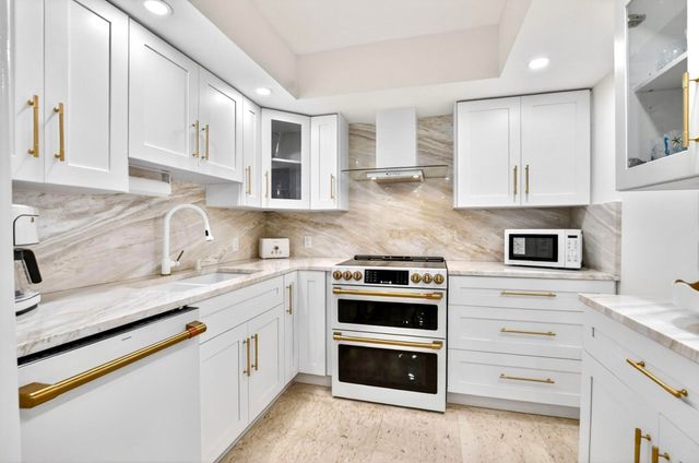 4101 N Ocean Boulevard D-1605, Boca Raton, FL 33431