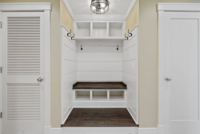 3600 Valley Vista Rd, Nashville, TN 37205