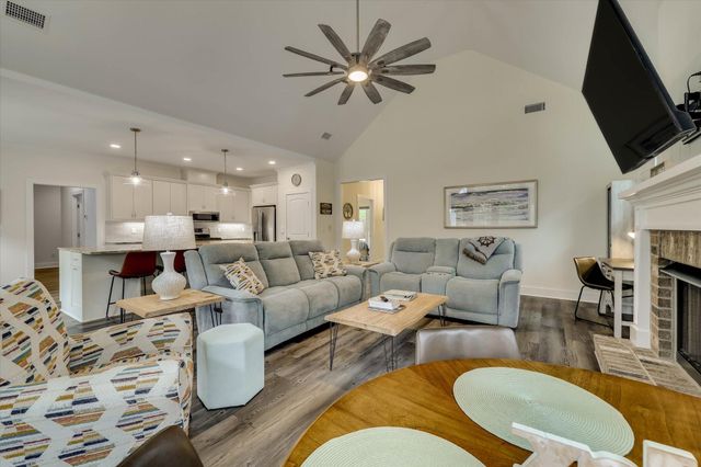 208 Stafford Place, Mc Cormick, SC 29835