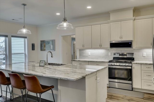 208 Stafford Place, Mc Cormick, SC 29835