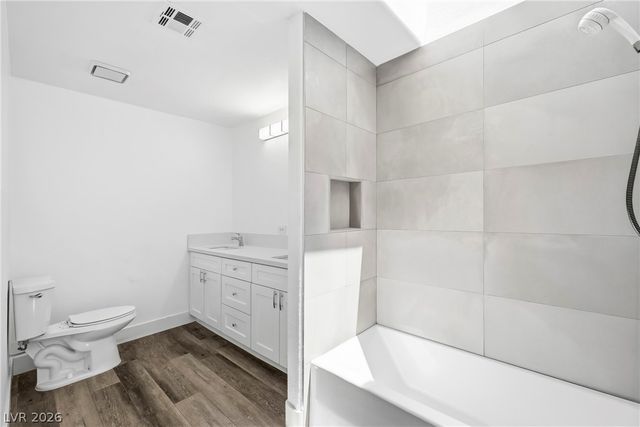 1904 Bradbury Circle, Las Vegas, NV 89128