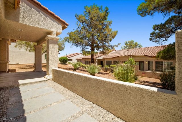 1904 Bradbury Circle, Las Vegas, NV 89128