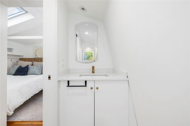 36 William Street, Newport, RI 02840