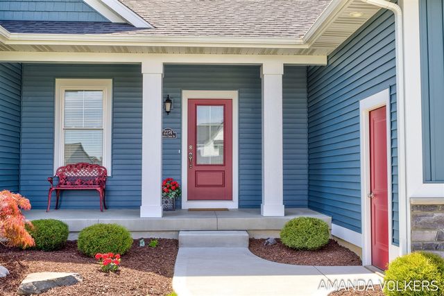 2274 Whistle Creek Drive, Byron Center, MI 49315