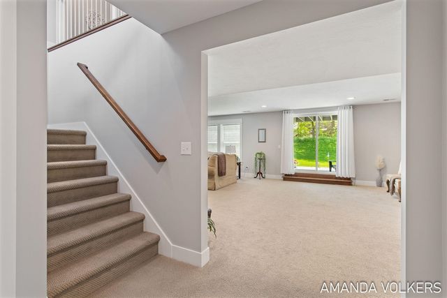 2274 Whistle Creek Drive, Byron Center, MI 49315